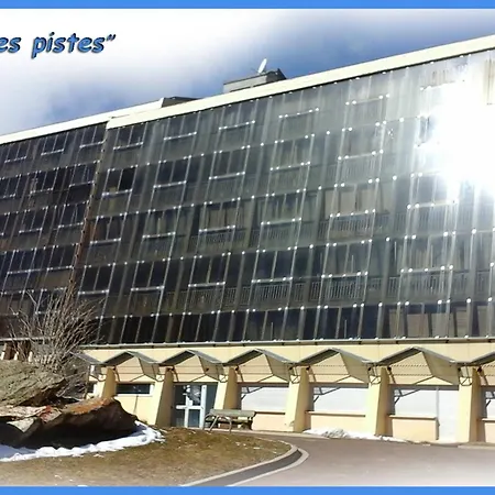 Διαμέρισμα 2 Pieces Avec Parking Et Garage Au Centre - Fr-1-593-131 *